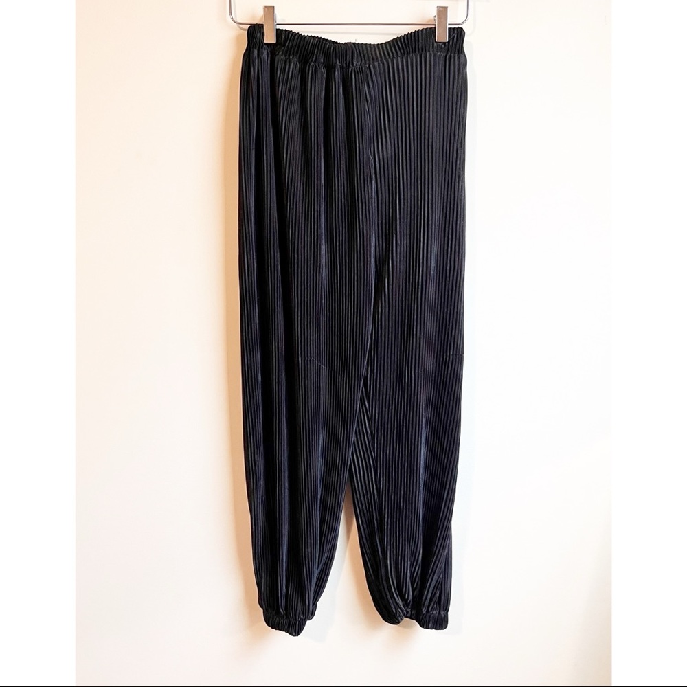 Daisy May Ribbed Pants Medium✨ - Picture 5 of 6